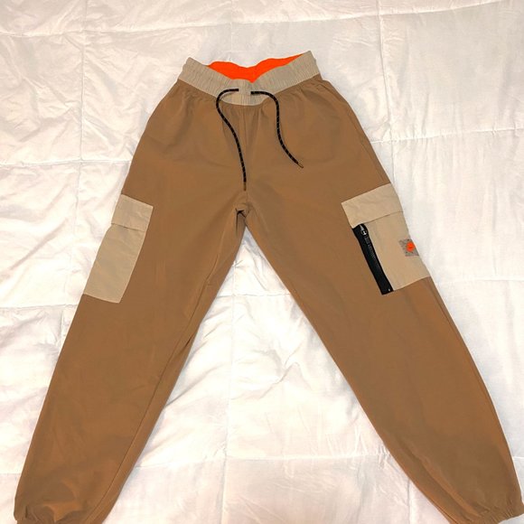 NIKE Sportswear Revolution Women's Matching Tracksuit Set - Picture 14 of 16